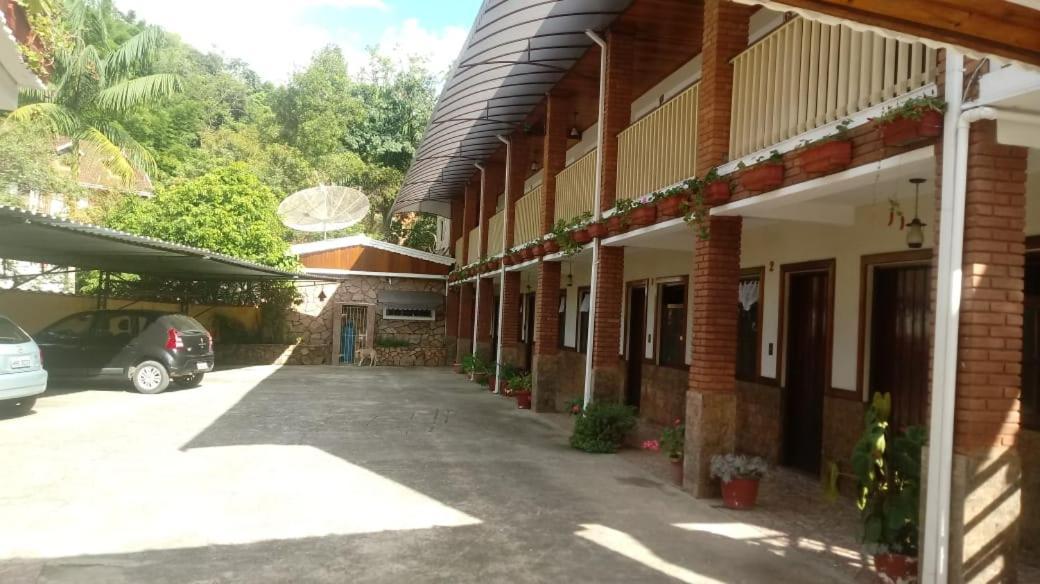 Pousada Beira Rio Santo Antonio do Pinhal Exterior photo